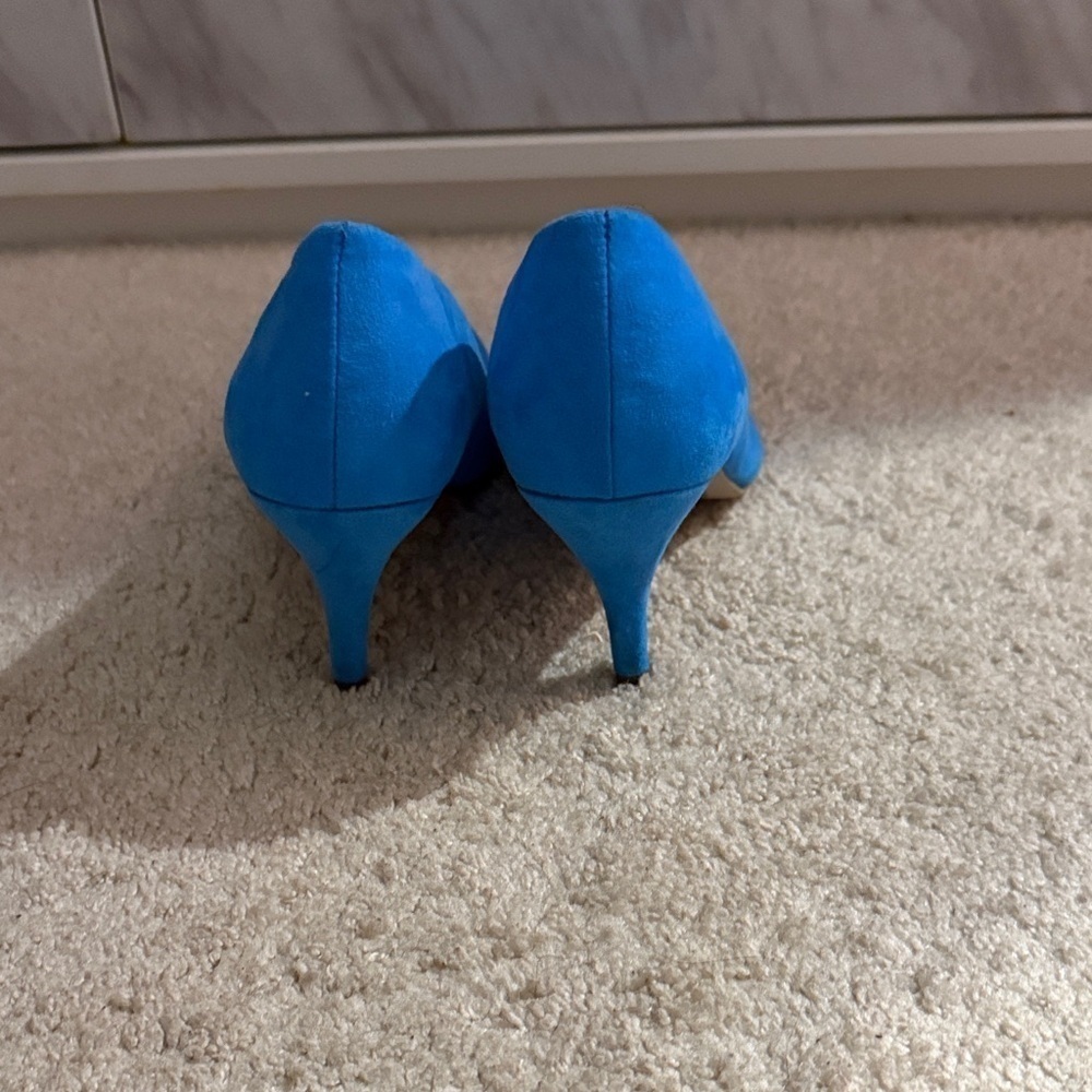 H&M Vibrant Blue Heels - Picture 3 of 3